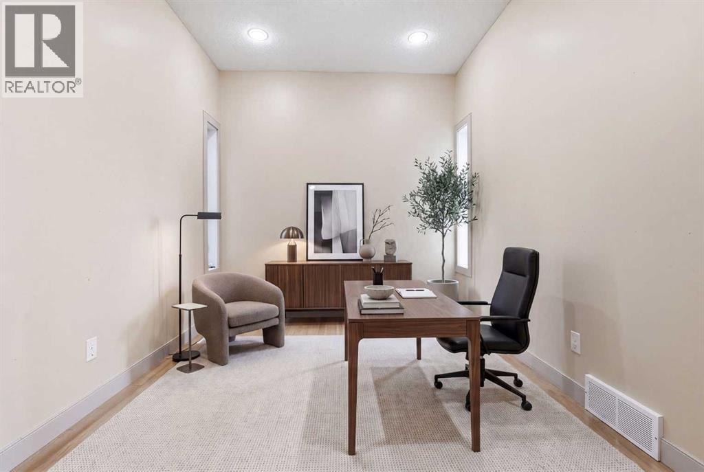 47 Evanspark Circle, Calgary, Alberta  T3P 0B4 - Photo 8 - A2331124
