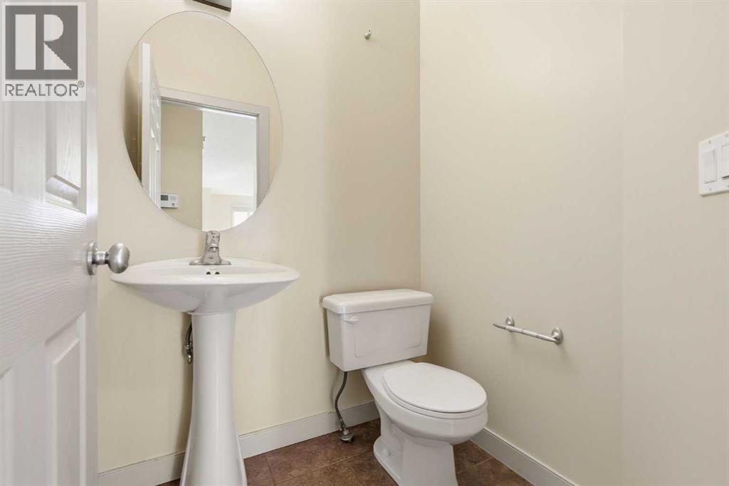 47 Evanspark Circle, Calgary, Alberta  T3P 0B4 - Photo 21 - A2331124