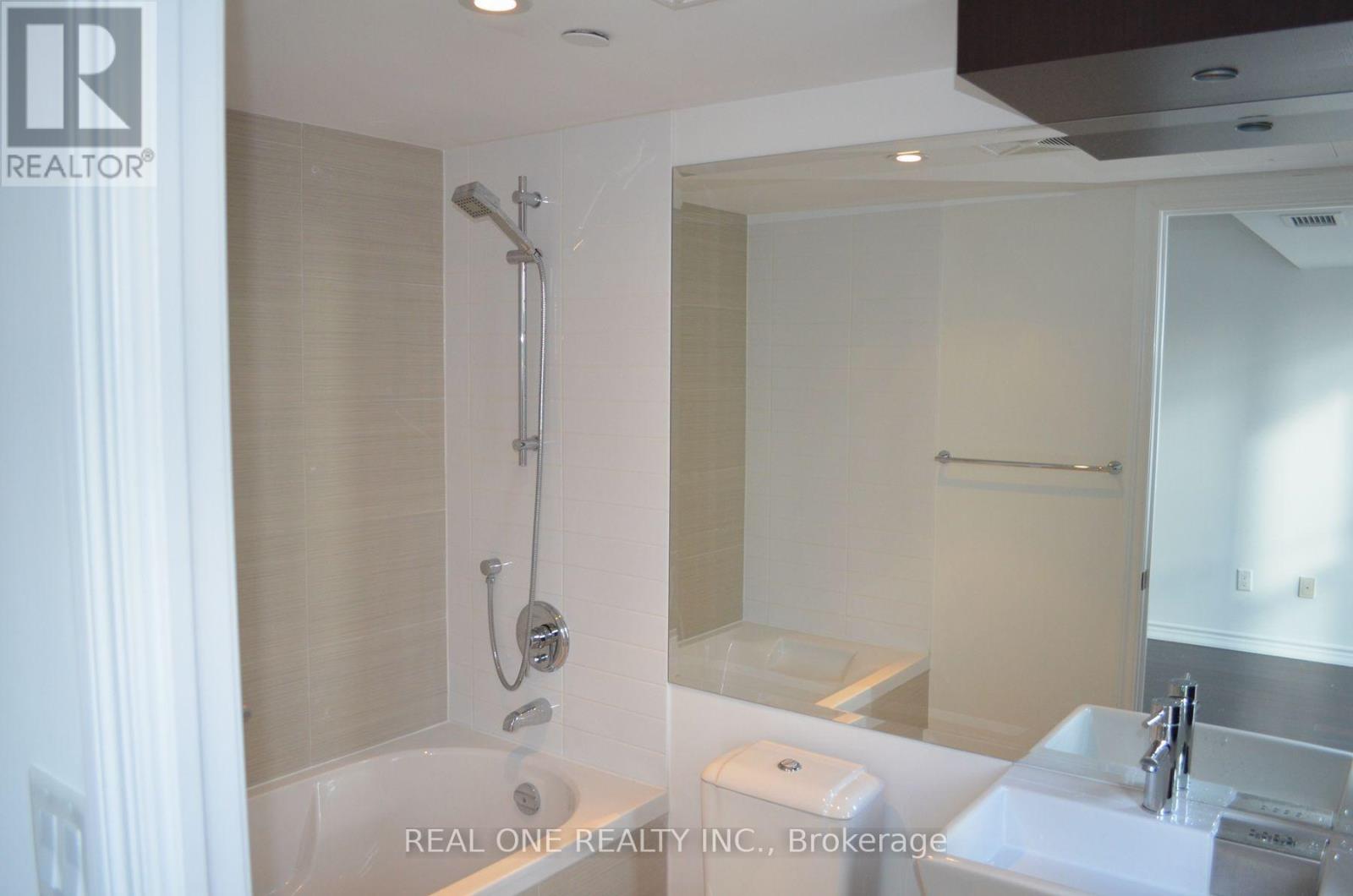 2002 - 386 Yonge Street, Toronto, Ontario  M5B 0A5 - Photo 23 - C13606606