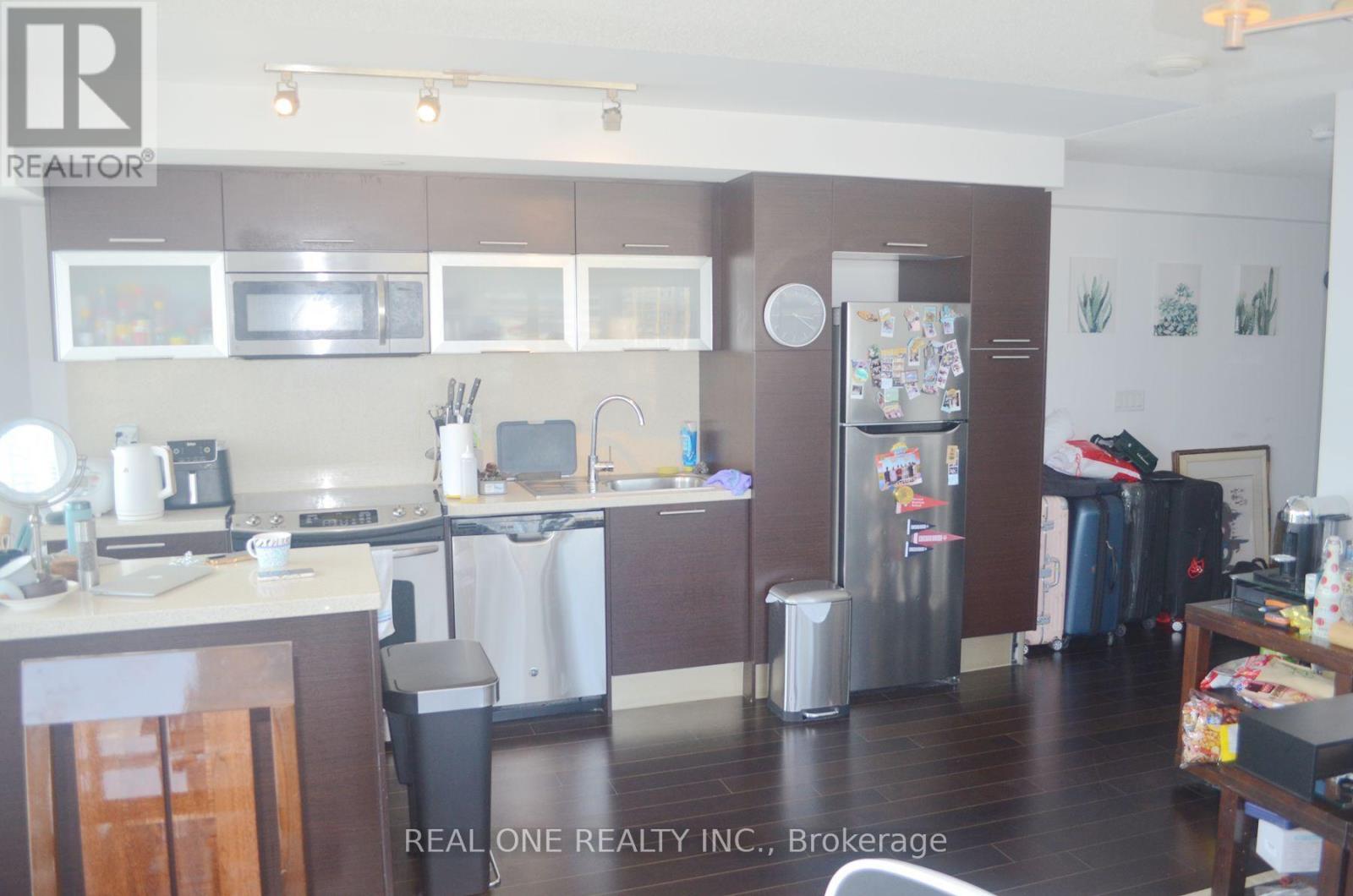 2002 - 386 Yonge Street, Toronto, Ontario  M5B 0A5 - Photo 3 - C13606606