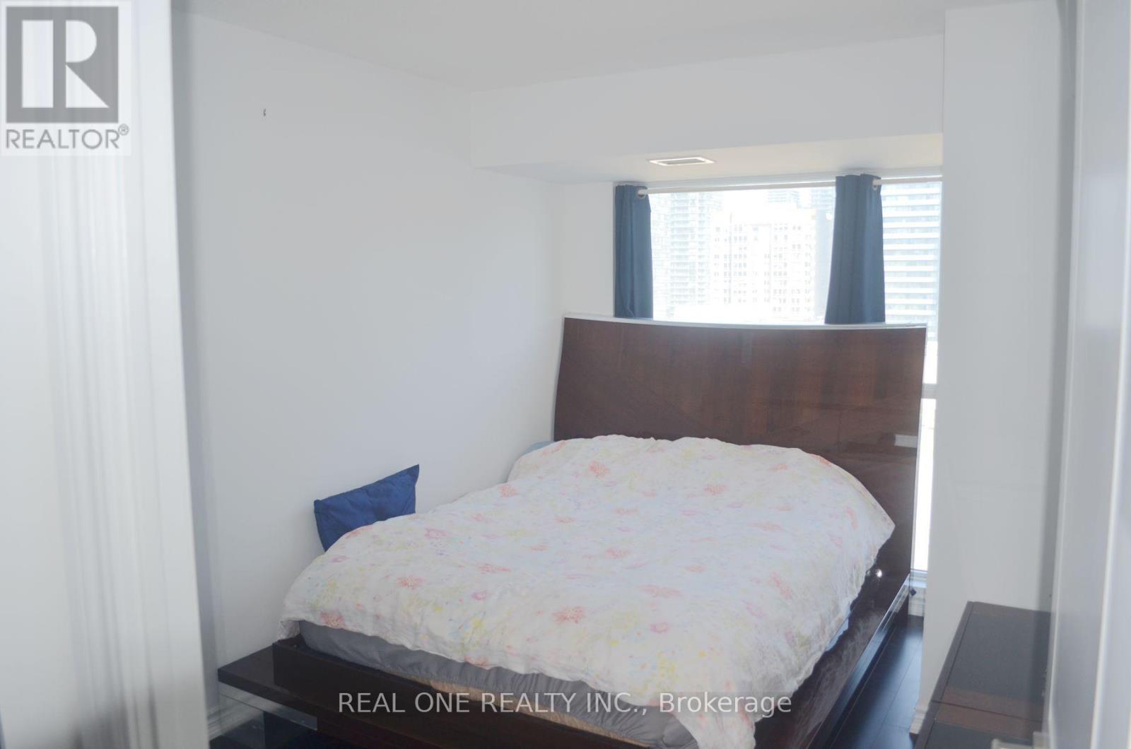 2002 - 386 Yonge Street, Toronto, Ontario  M5B 0A5 - Photo 7 - C13606606