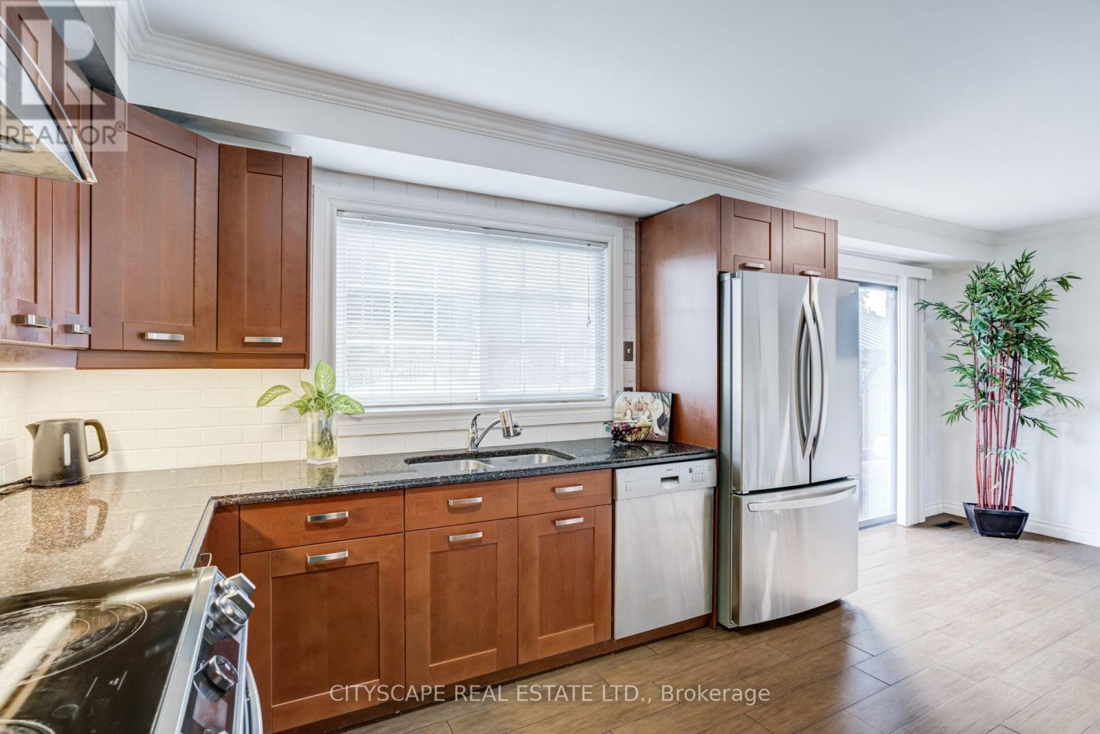 34 Highgate Drive, Markham, Ontario  L3R 3R6 - Photo 15 - N13606612