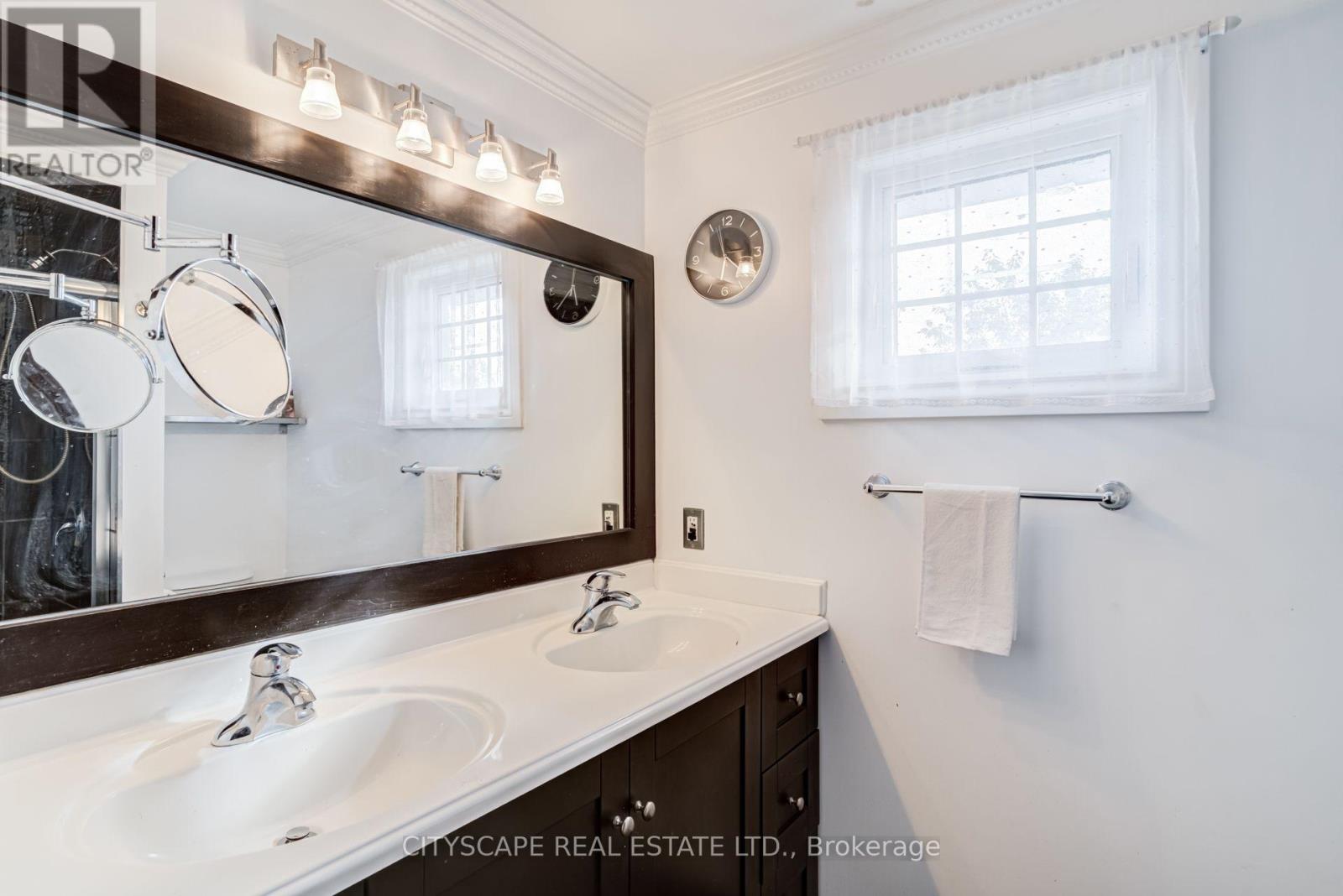 34 Highgate Drive, Markham, Ontario  L3R 3R6 - Photo 26 - N13606612