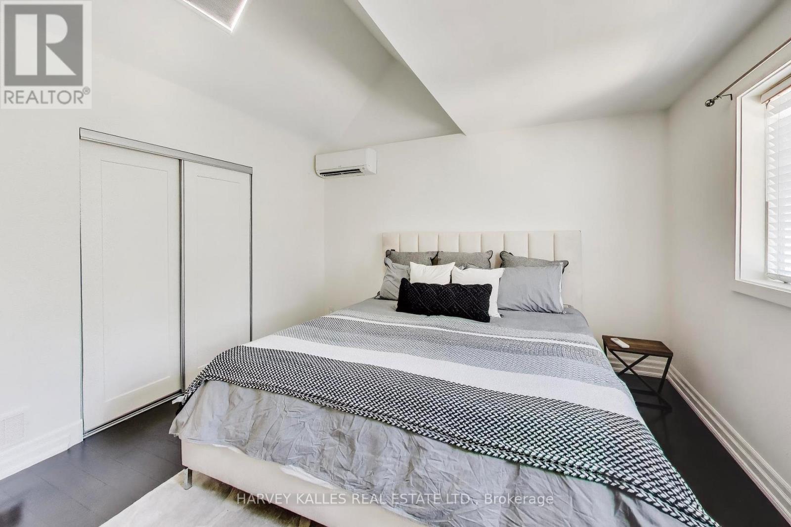 318 Sumach Street, Toronto, Ontario  M5A 3K5 - Photo 16 - C13606626