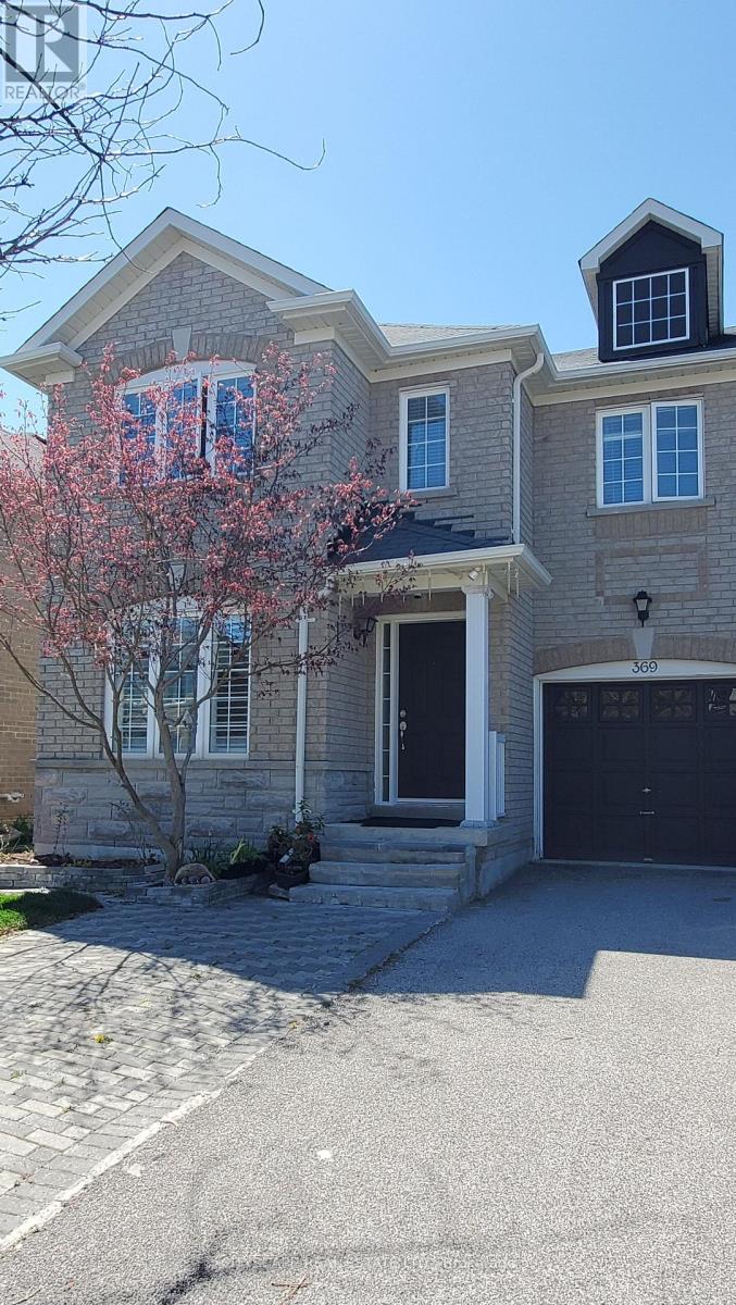 369 KWAPIS BOULEVARD, Newmarket, Ontario