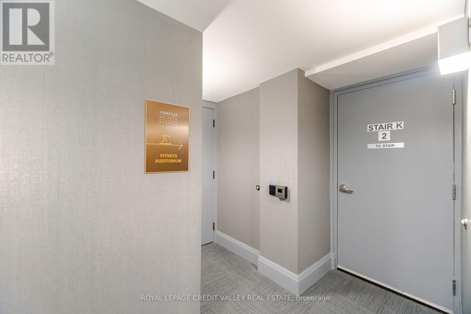1806 - 188 Cumberland Street, Toronto, Ontario  M5R 0B6 - Photo 23 - C13238996