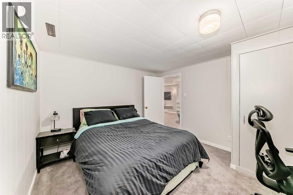 8043 Elbow Drive SW, Calgary, Alberta  T2V 1K5 - Photo 39 - A2327878