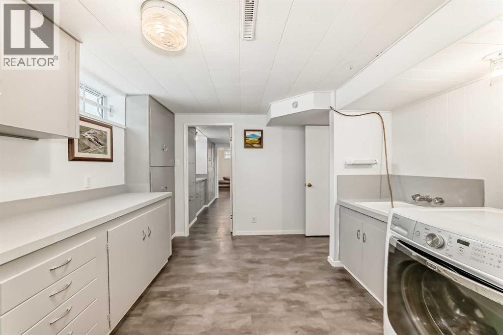 8043 Elbow Drive SW, Calgary, Alberta  T2V 1K5 - Photo 43 - A2327878