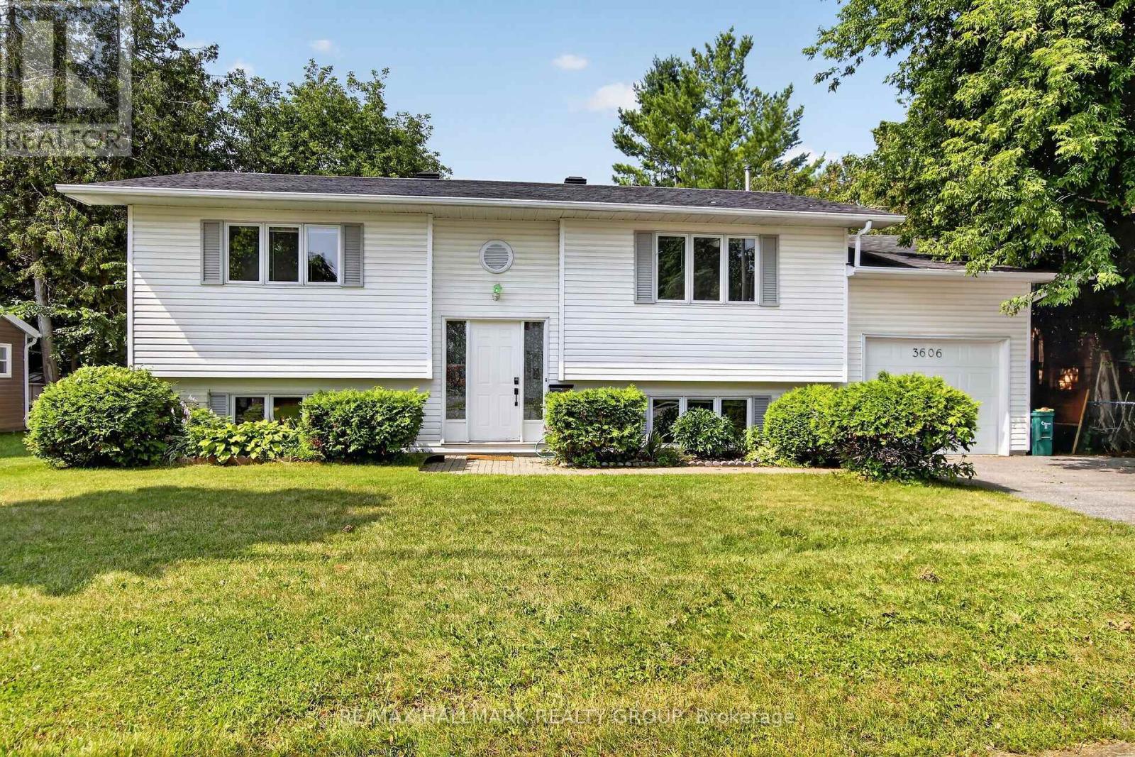 3606 MCBEAN STREET, Ottawa, Ontario