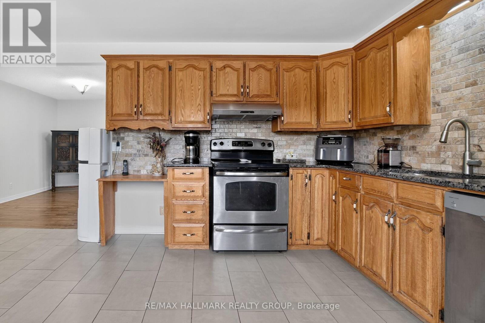 3606 Mcbean Street, Ottawa, Ontario  K0A 2Z0 - Photo 3 - X13606664