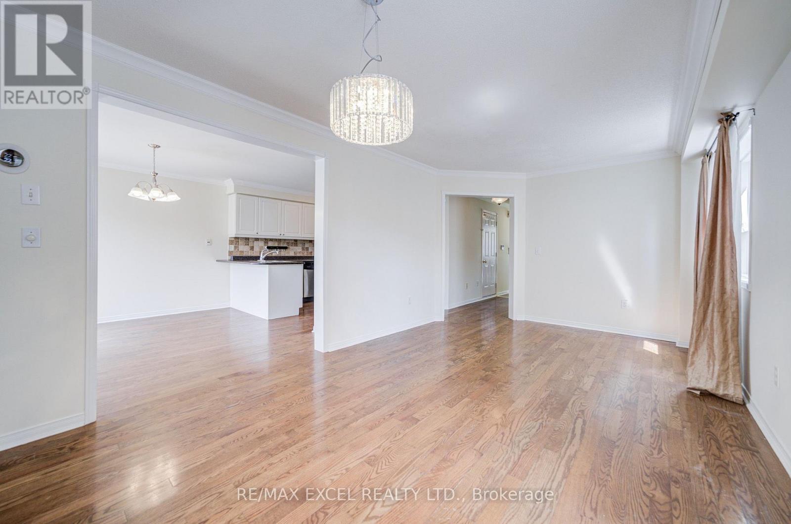 43 Beaumaris Crescent, Whitby, Ontario  L1M 2H3 - Photo 12 - E13606658
