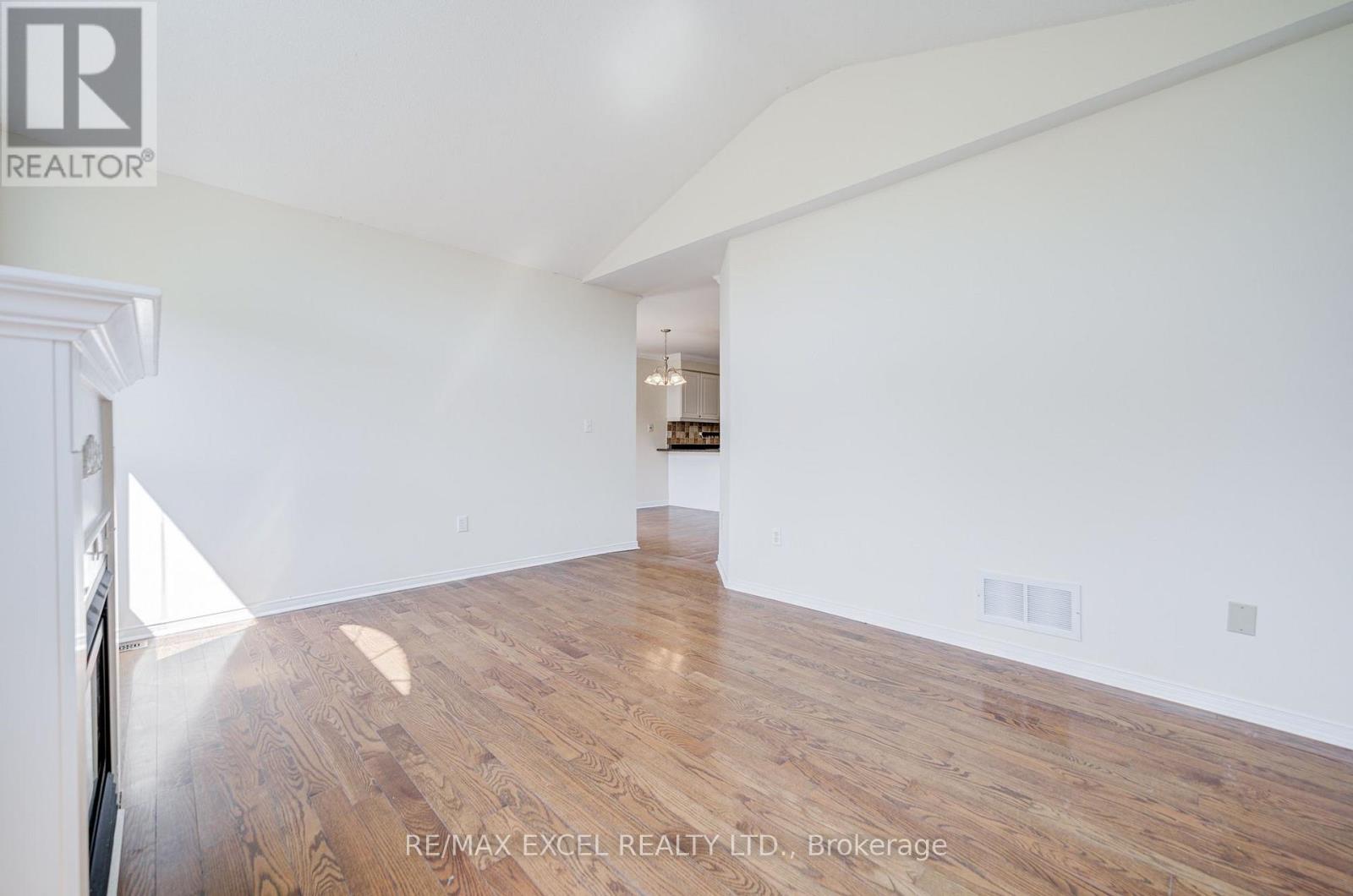 43 Beaumaris Crescent, Whitby, Ontario  L1M 2H3 - Photo 23 - E13606658