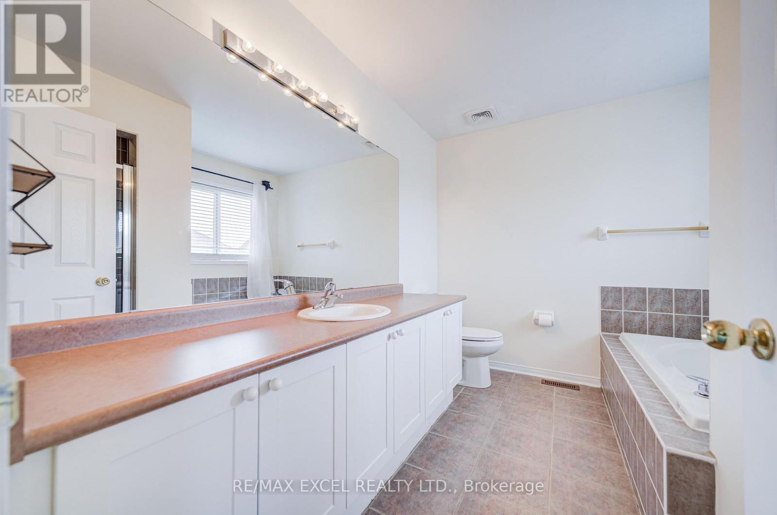 43 Beaumaris Crescent, Whitby, Ontario  L1M 2H3 - Photo 30 - E13606658