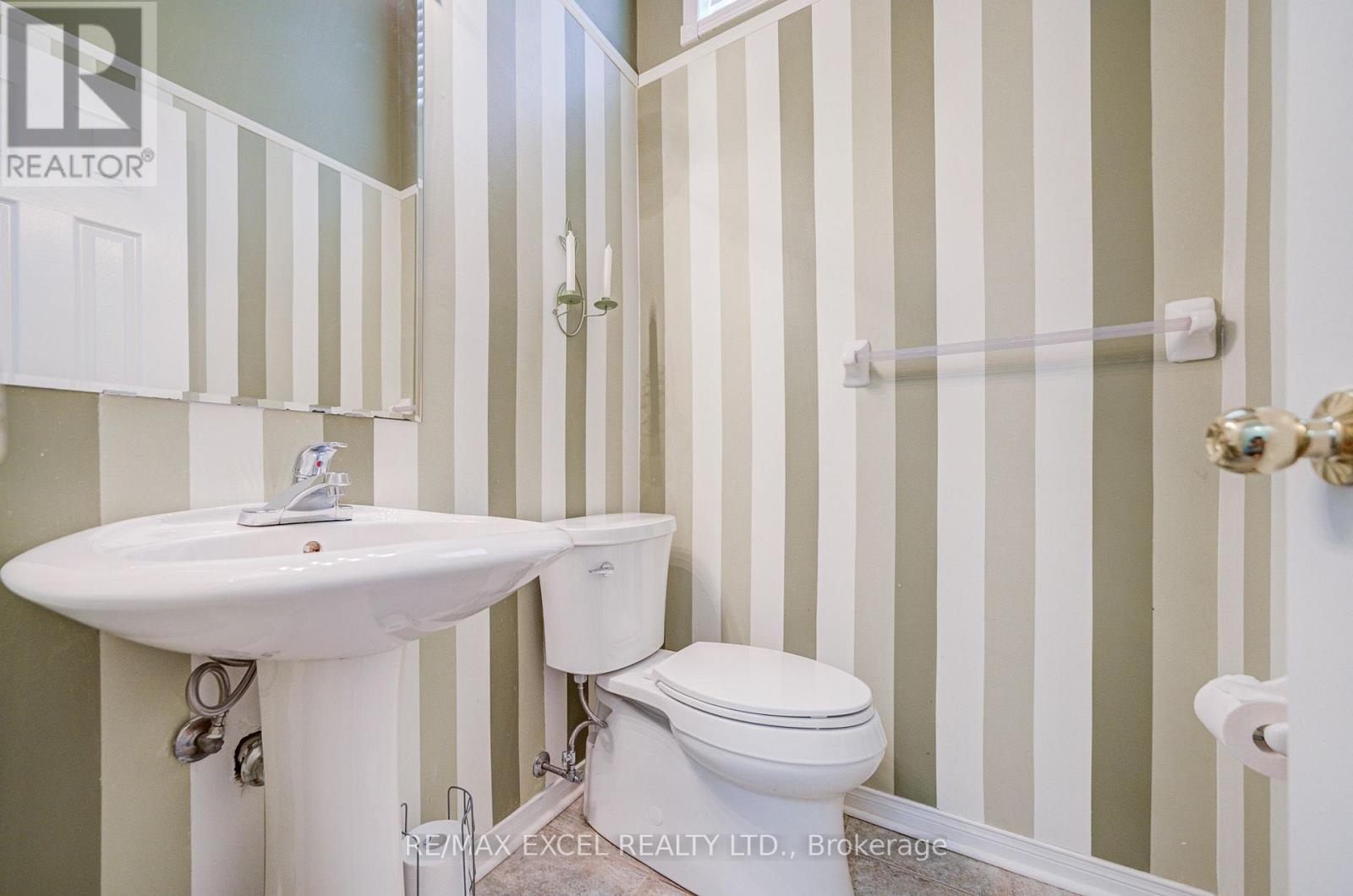 43 Beaumaris Crescent, Whitby, Ontario  L1M 2H3 - Photo 41 - E13606658