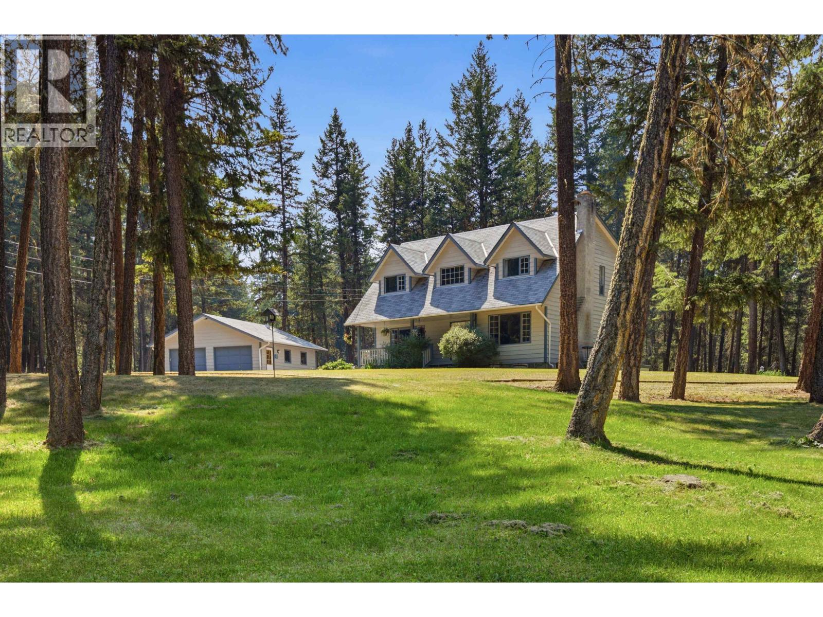 3228 Davison Road, 150 Mile House, British Columbia  V0K 2G0 - Photo 2 - R3149550