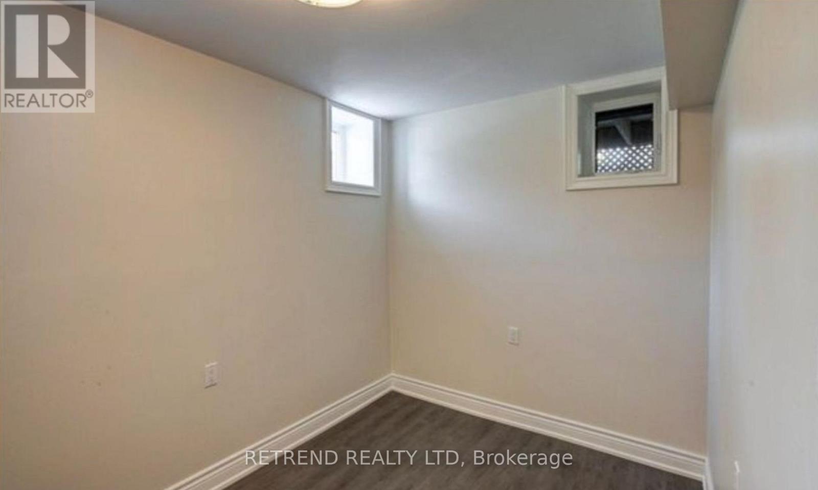 Bxmt - 892 Palmerston Avenue, Toronto, Ontario M6G 2S2 - Photo 11 - C13606670
