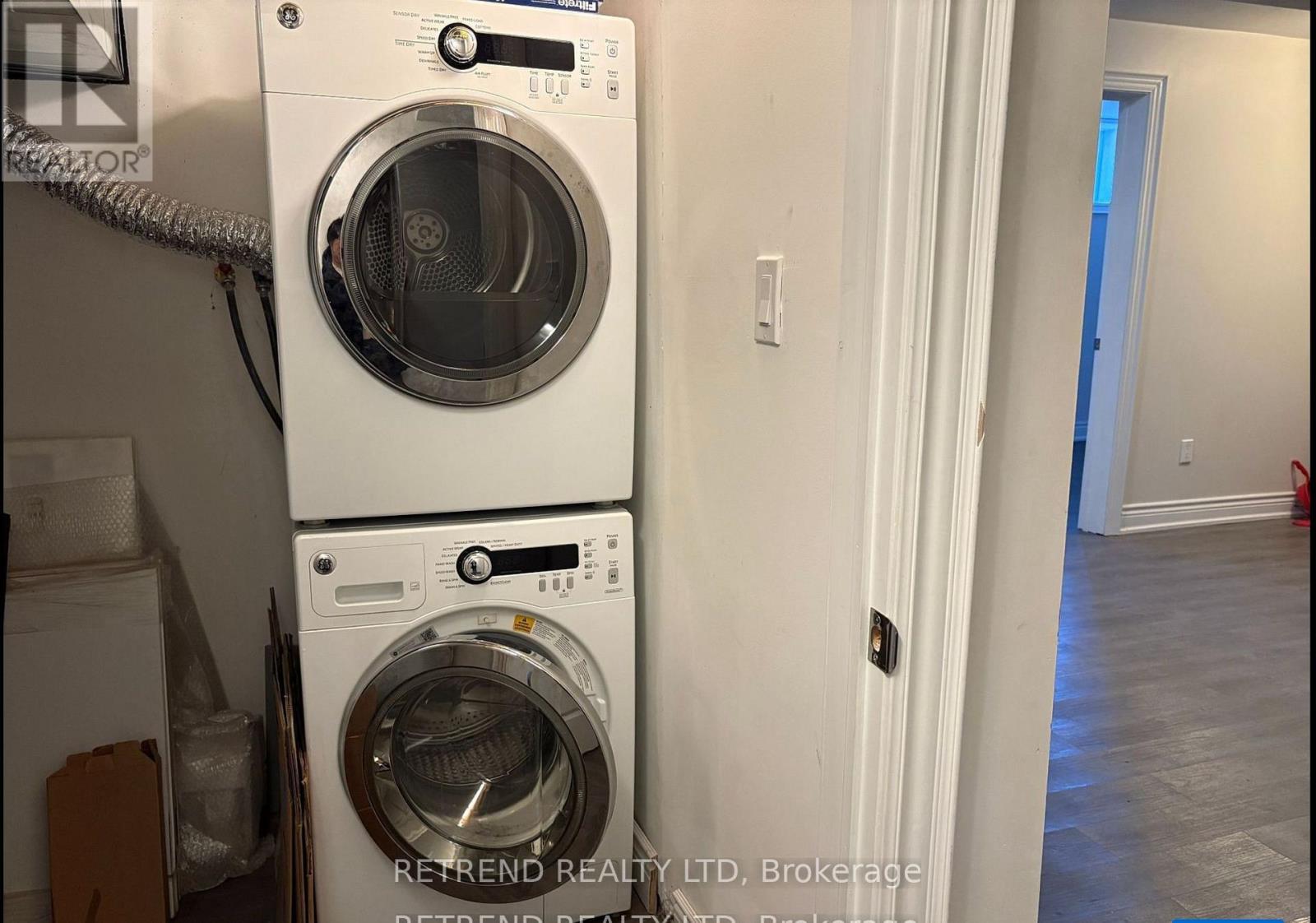 Bxmt - 892 Palmerston Avenue, Toronto, Ontario M6G 2S2 - Photo 13 - C13606670