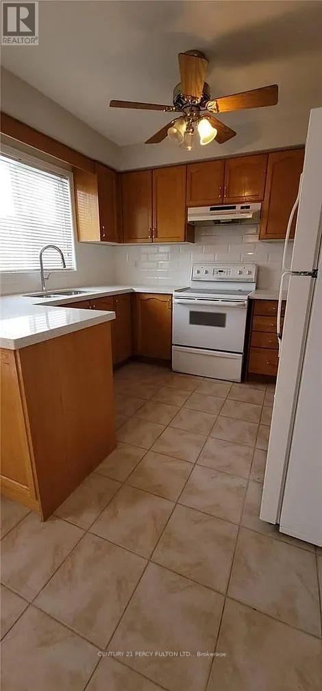 L5m 6y5 - 4010 Coachman Circle, Mississauga, Ontario  L5M 6Y5 - Photo 8 - W13606698