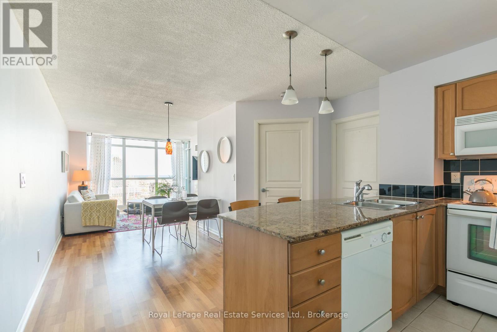 2907 - 18 Yonge Street, Toronto, Ontario  M5E 1Z8 - Photo 10 - C13513412
