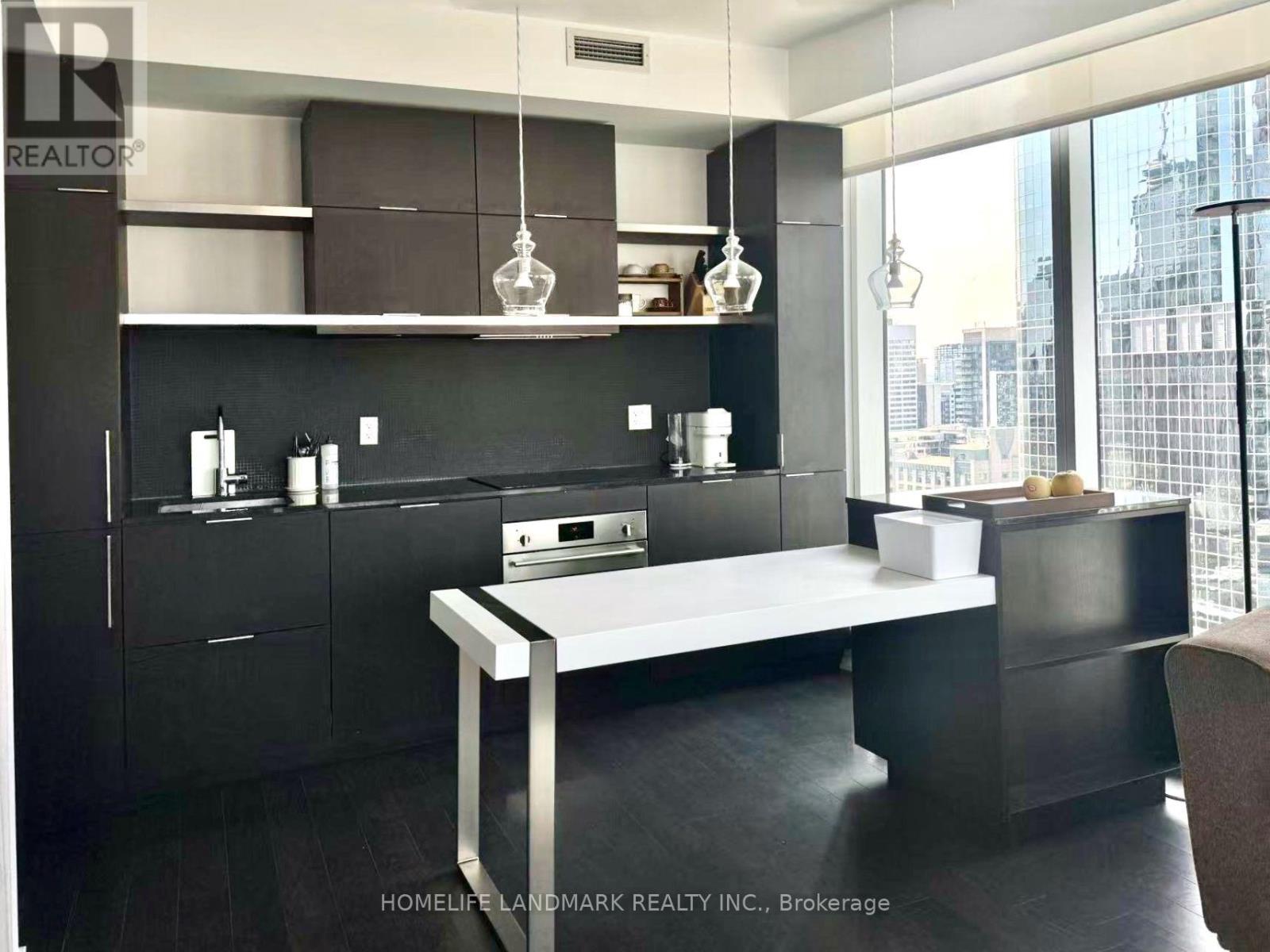 2202 - 197 Yonge Street, Toronto, Ontario  M5B 1M4 - Photo 13 - C13435448
