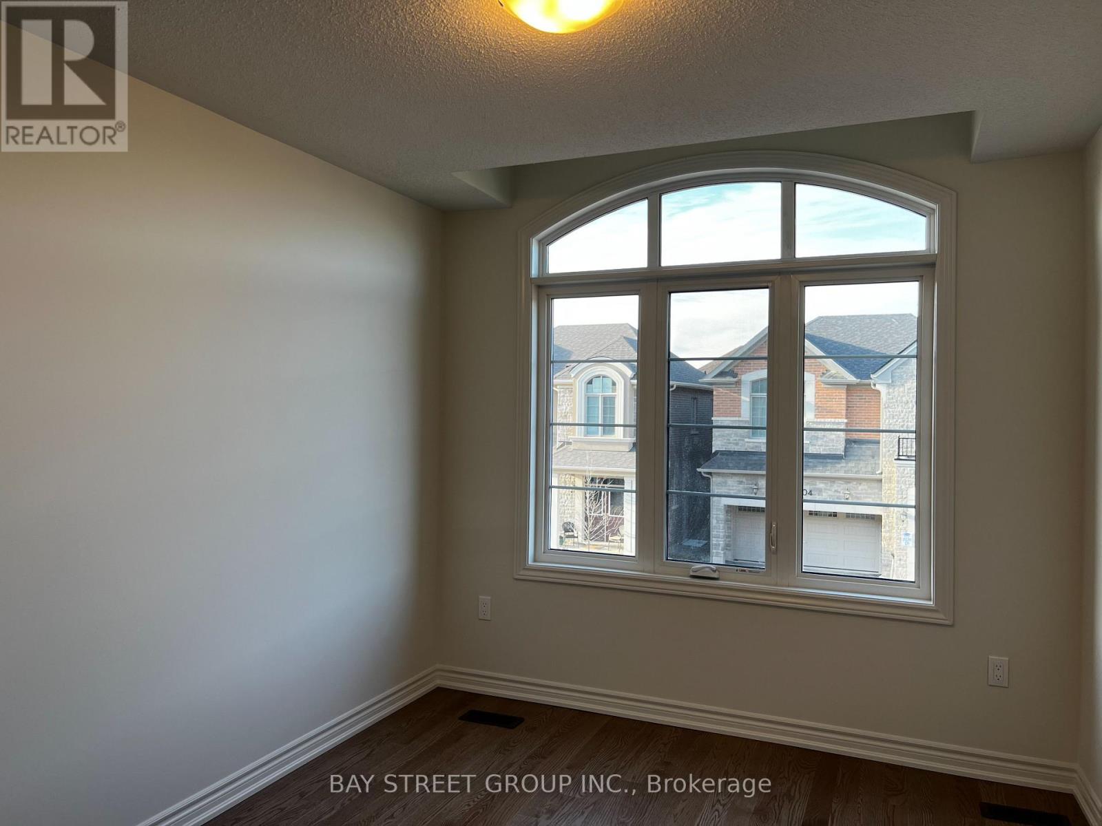603 Boyd Lane, Milton, Ontario  L9E 1T9 - Photo 7 - W13606768
