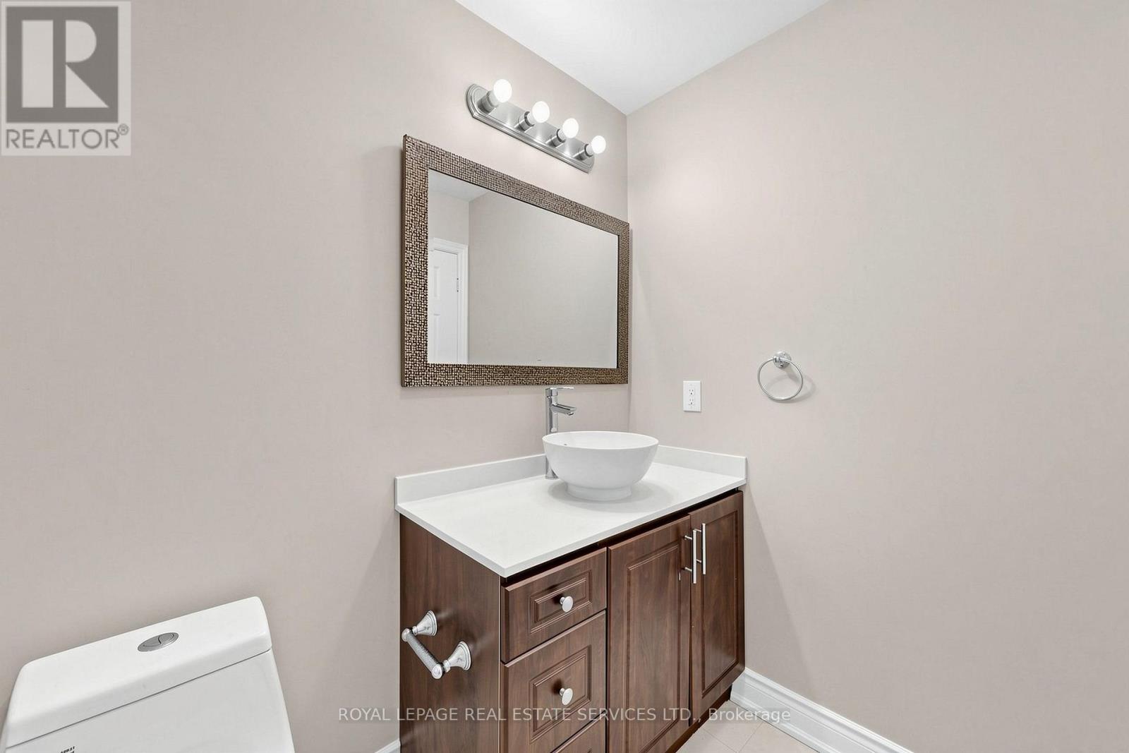 5837 Rainberry Drive, Mississauga, Ontario  L5M 6S2 - Photo 26 - W13606792