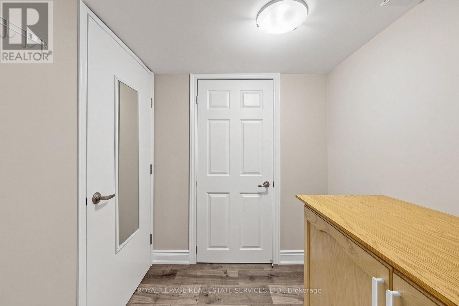 5837 Rainberry Drive, Mississauga, Ontario  L5M 6S2 - Photo 35 - W13606792