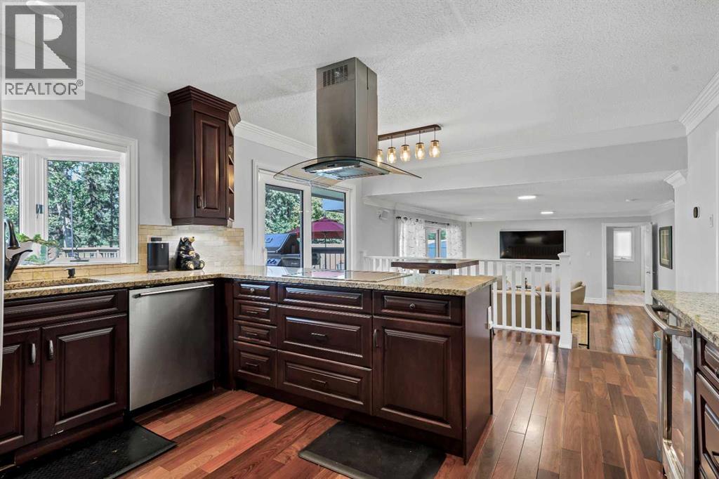 10907 Willowfern Drive SE, Calgary, Alberta T2J 1R6 - Photo 8 - A2329538