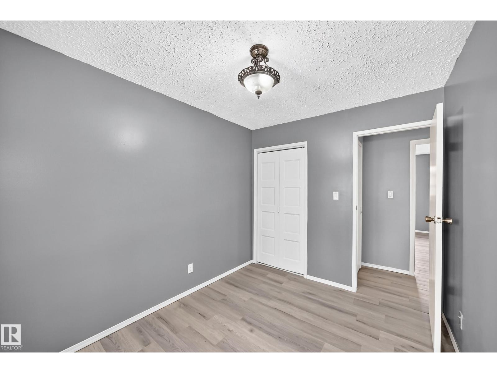 1169 72 St NW, Edmonton, Alberta  T6K 3L7 - Photo 36 - E4500158