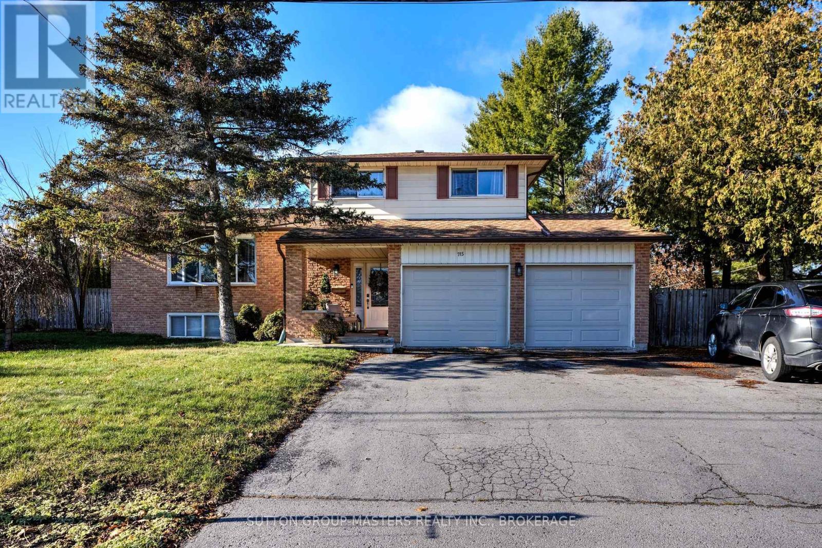 715 COLLINS BAY ROAD, Kingston, Ontario