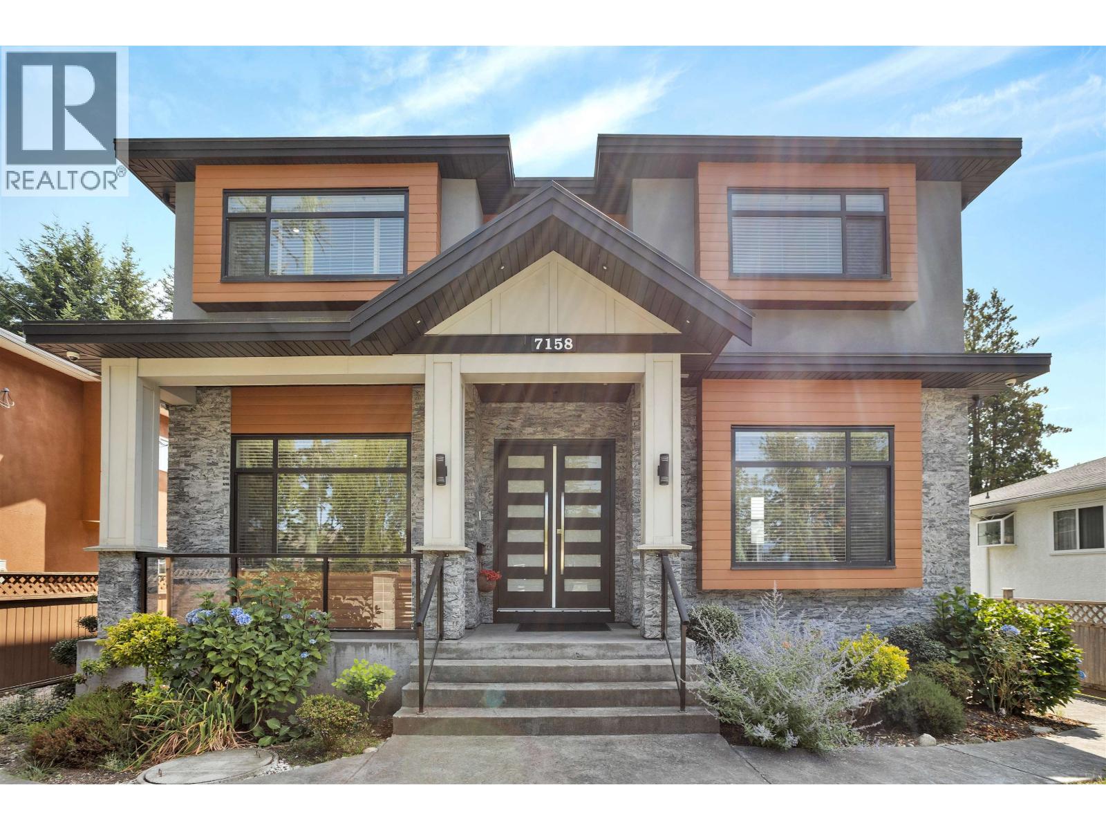 7158 HASTINGS STREET, Burnaby, British Columbia