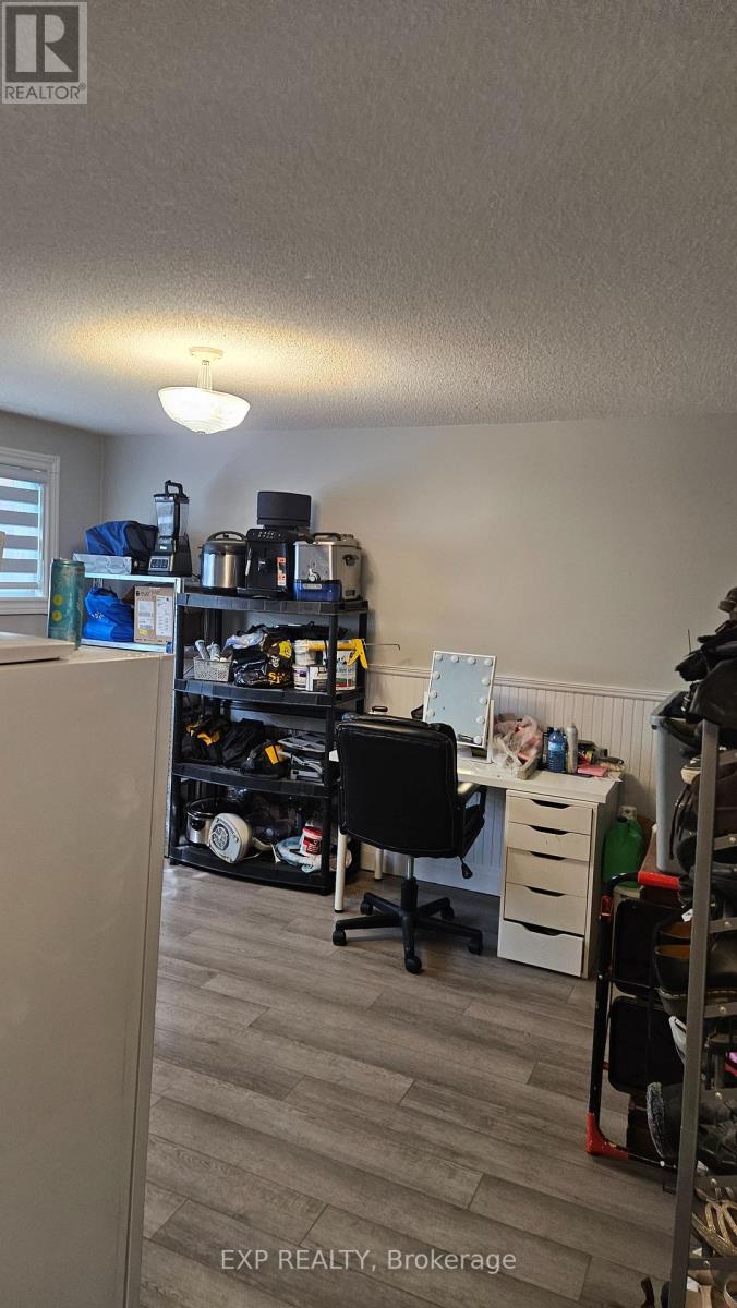 Upper - 64 Chapel Hill Crescent, Welland, Ontario  L3C 6G9 - Photo 20 - X13606842