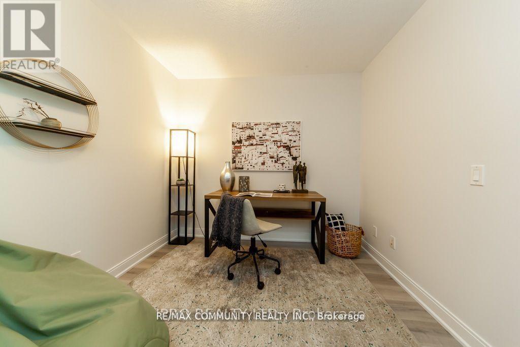 Th51 - 315 Village Green Square Street, Toronto, Ontario  M1S 0L2 - Photo 19 - E13606854