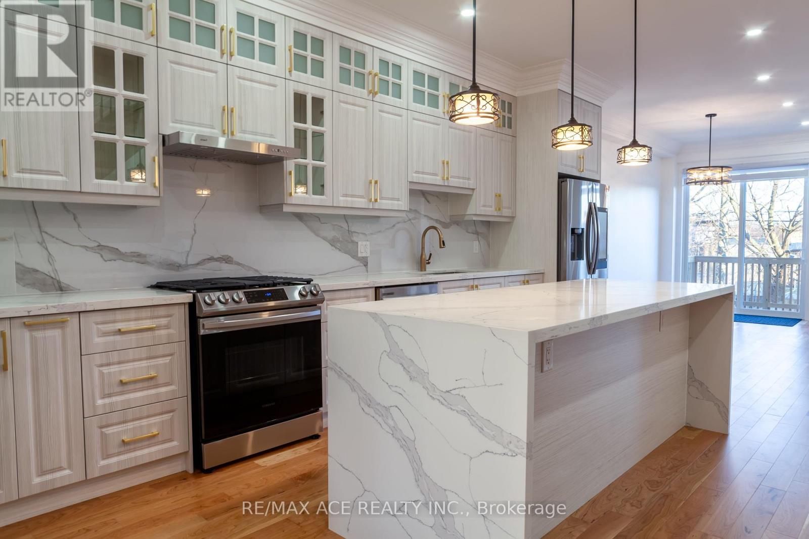229b Mcintosh Street, Toronto, Ontario  M1N 3Z2 - Photo 4 - E13606860