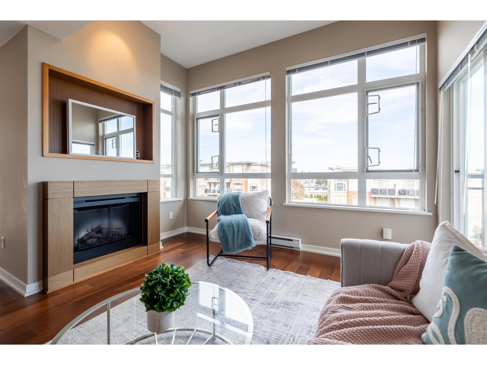 402 2950 King George Boulevard, Surrey, British Columbia  V4P 0E5 - Photo 13 - R3111439