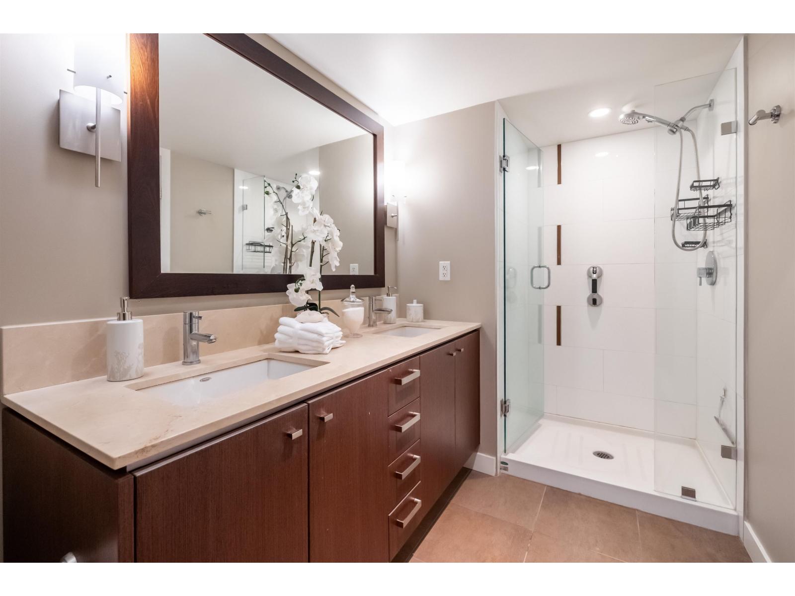 402 2950 King George Boulevard, Surrey, British Columbia  V4P 0E5 - Photo 22 - R3111439
