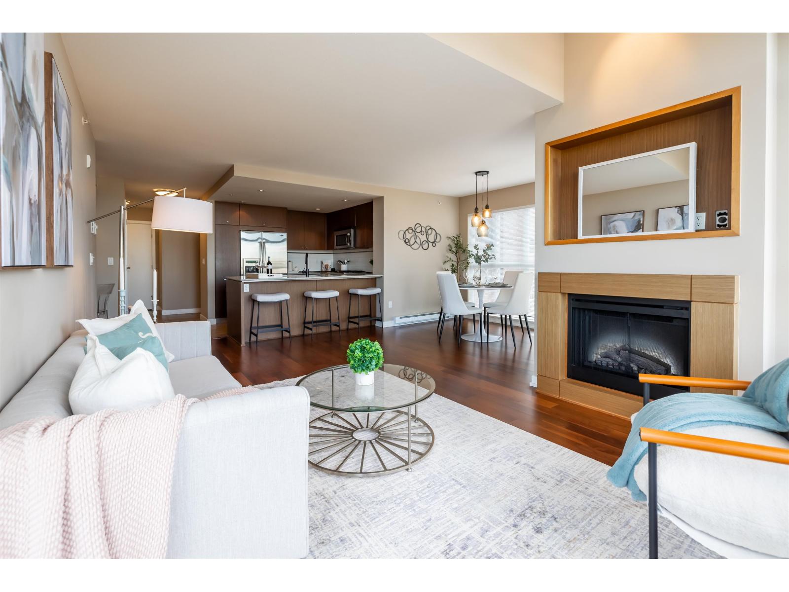 402 2950 King George Boulevard, Surrey, British Columbia  V4P 0E5 - Photo 12 - R3111439