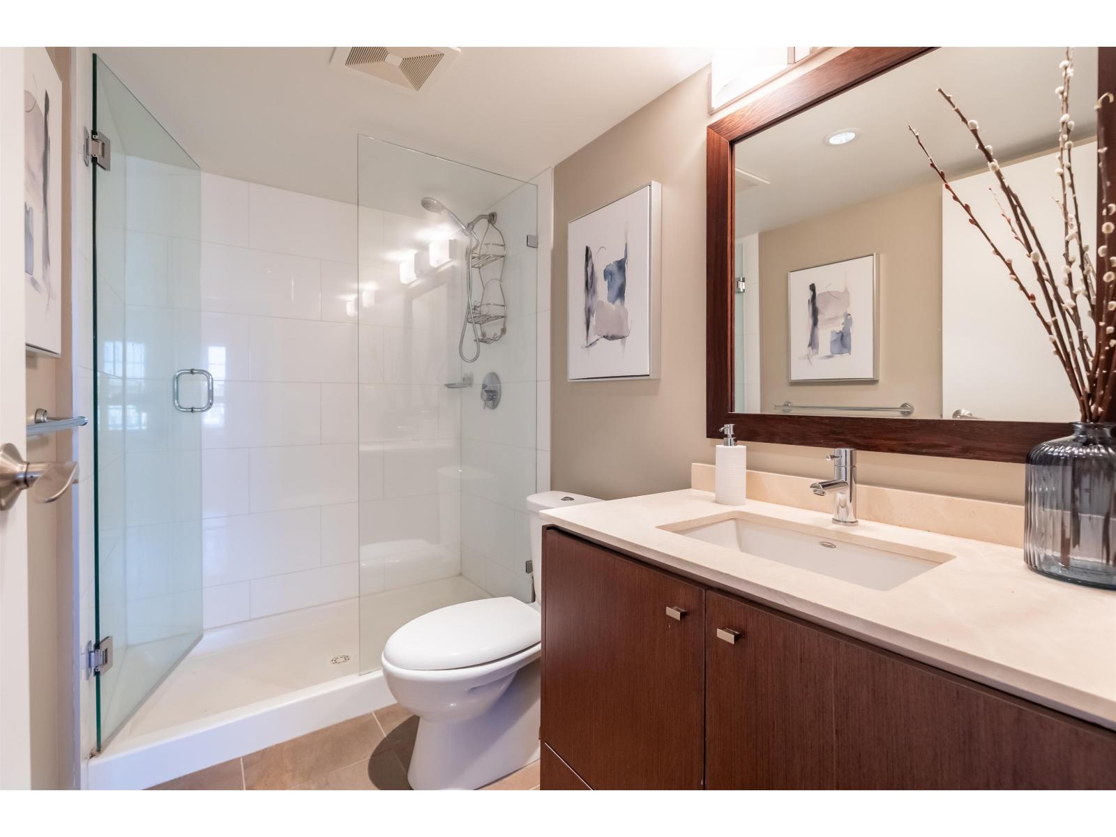 402 2950 King George Boulevard, Surrey, British Columbia  V4P 0E5 - Photo 25 - R3111439
