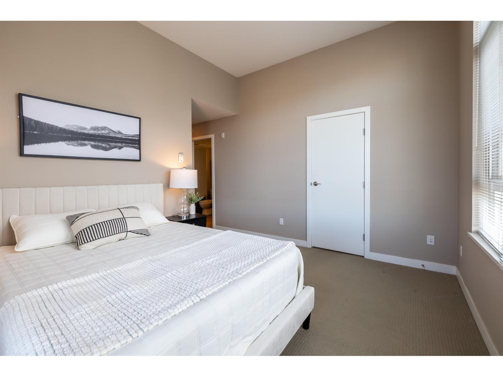 402 2950 King George Boulevard, Surrey, British Columbia  V4P 0E5 - Photo 18 - R3111439