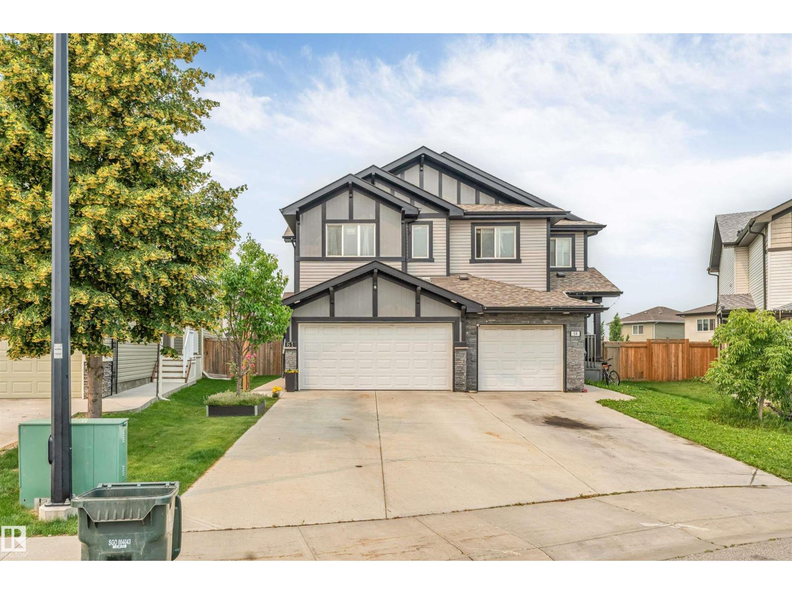 61 Springwood Wy, Spruce Grove, Alberta  T7X 0L4 - Photo 3 - E4500812