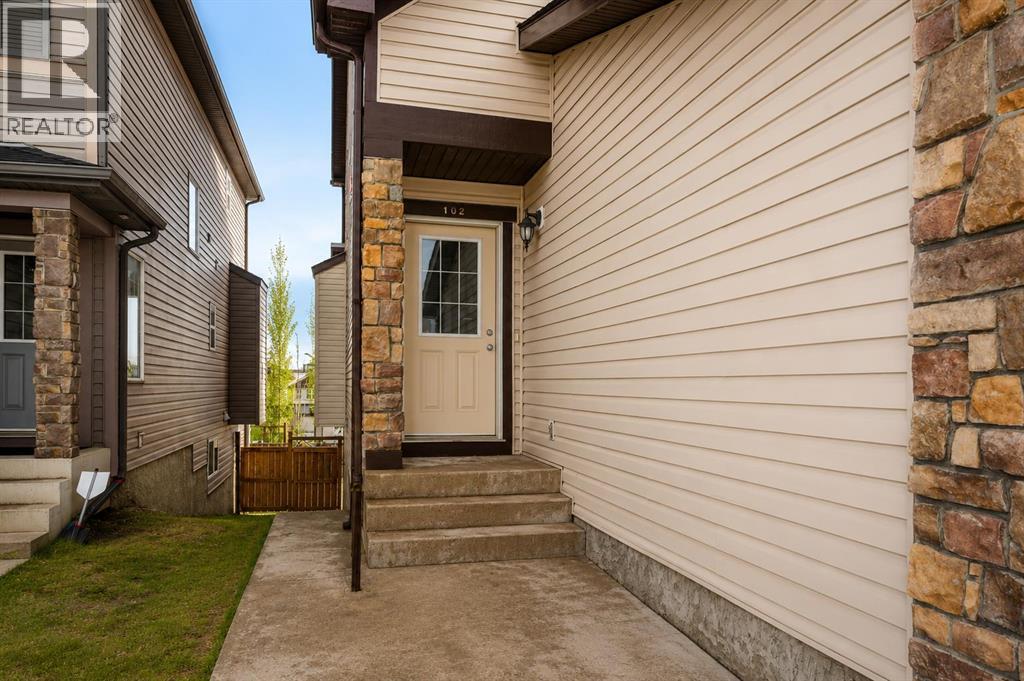 102 Kincora Glen Mews NW, Calgary, Alberta  T3R 0B6 - Photo 2 - A2318093