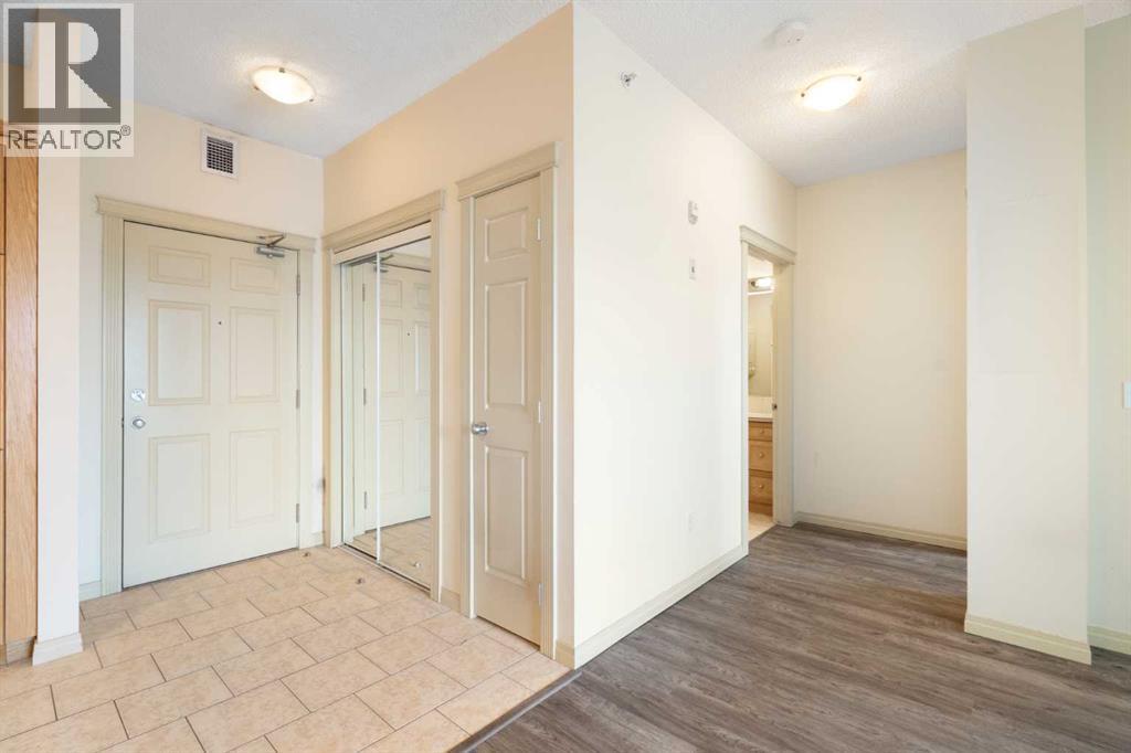 512, 1507 Centre A Street NE, Calgary, Alberta  T2E 2Z8 - Photo 3 - A2319290