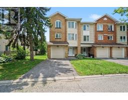 9D CASTLEBROOK LANE, ottawa, Ontario