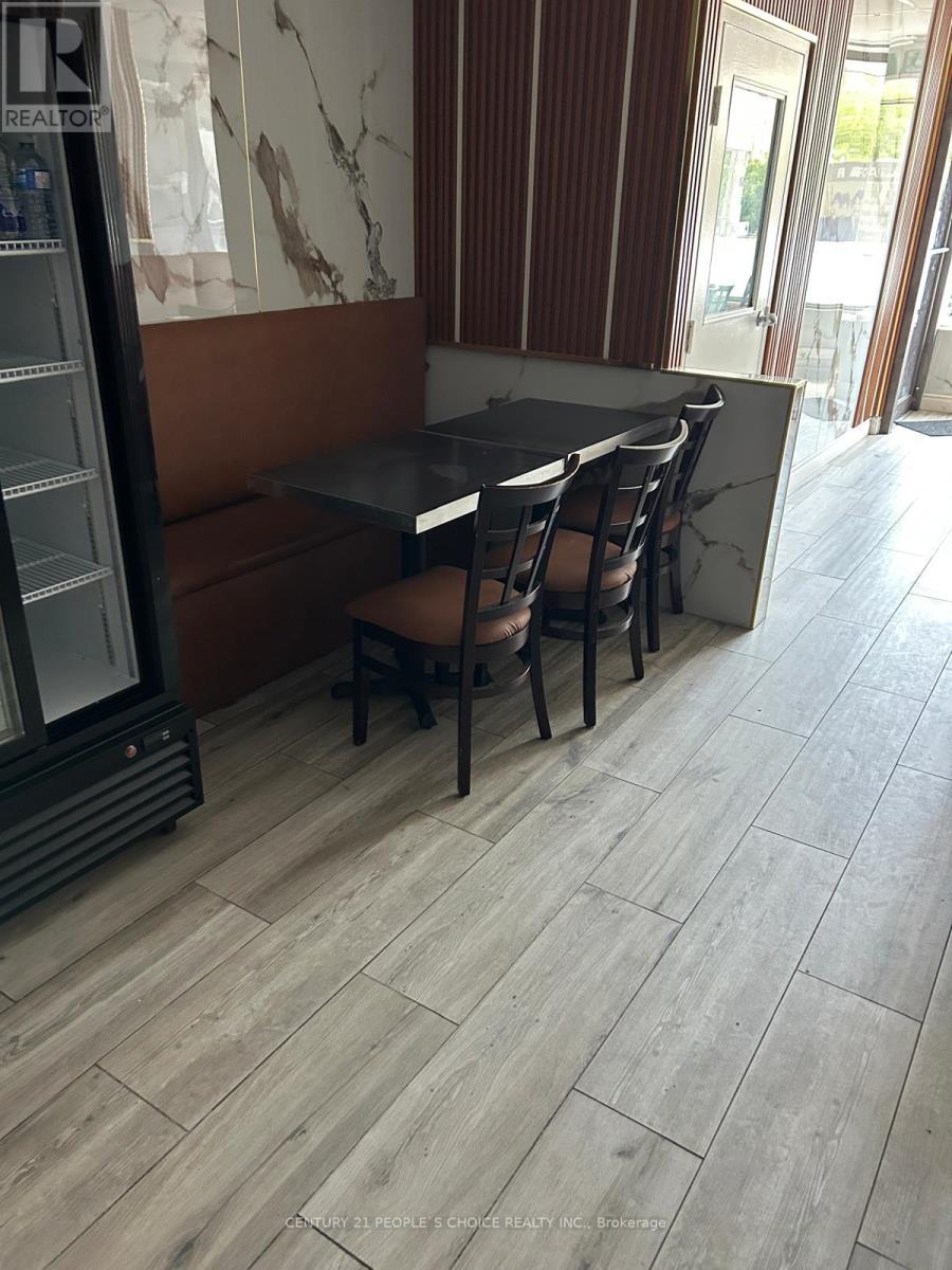 1732 Lawrence Avenue E, Toronto, Ontario  M1R 2Y1 - Photo 3 - E13606908