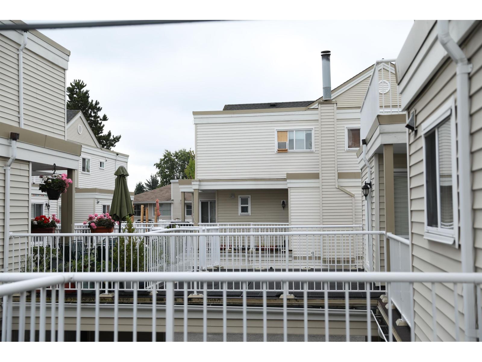 165 10077 156 Street, Surrey, British Columbia  V3R 4L6 - Photo 7 - R3149349