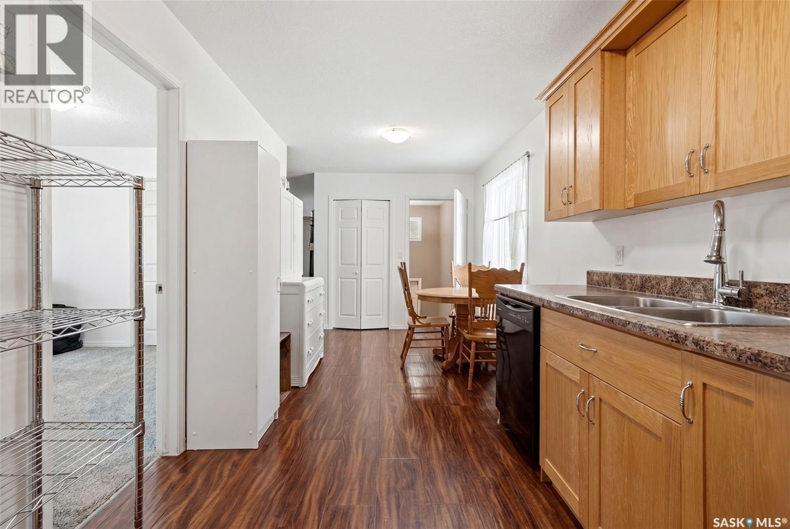 1957 Halifax Street, Regina, Saskatchewan  S4P 1T6 - Photo 6 - SK043695