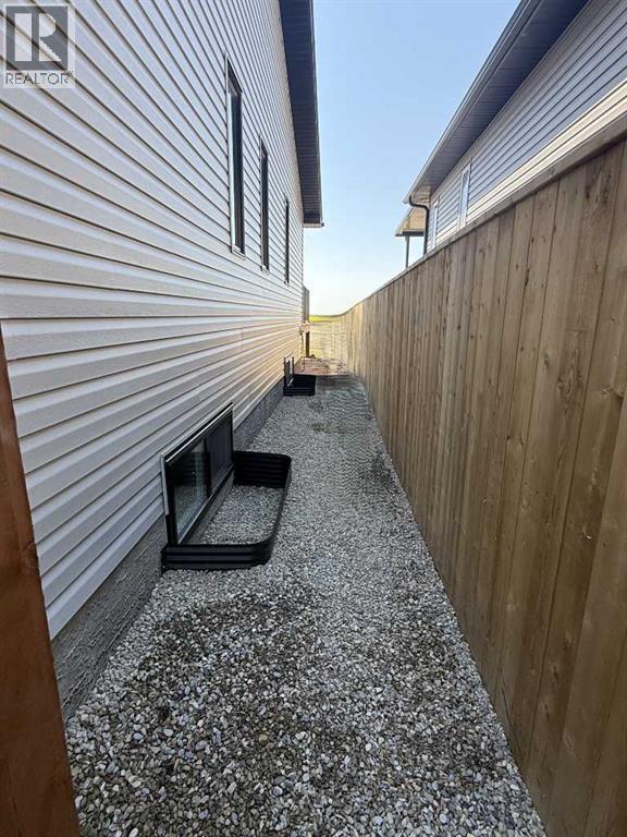 3422 Victory Way, Olds, Alberta  T4H 0E4 - Photo 37 - A2267124