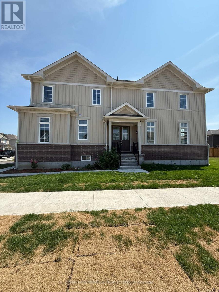 127 Oakmont Drive, Loyalist, Ontario K0H 1G0 - Photo 2 - X13606914