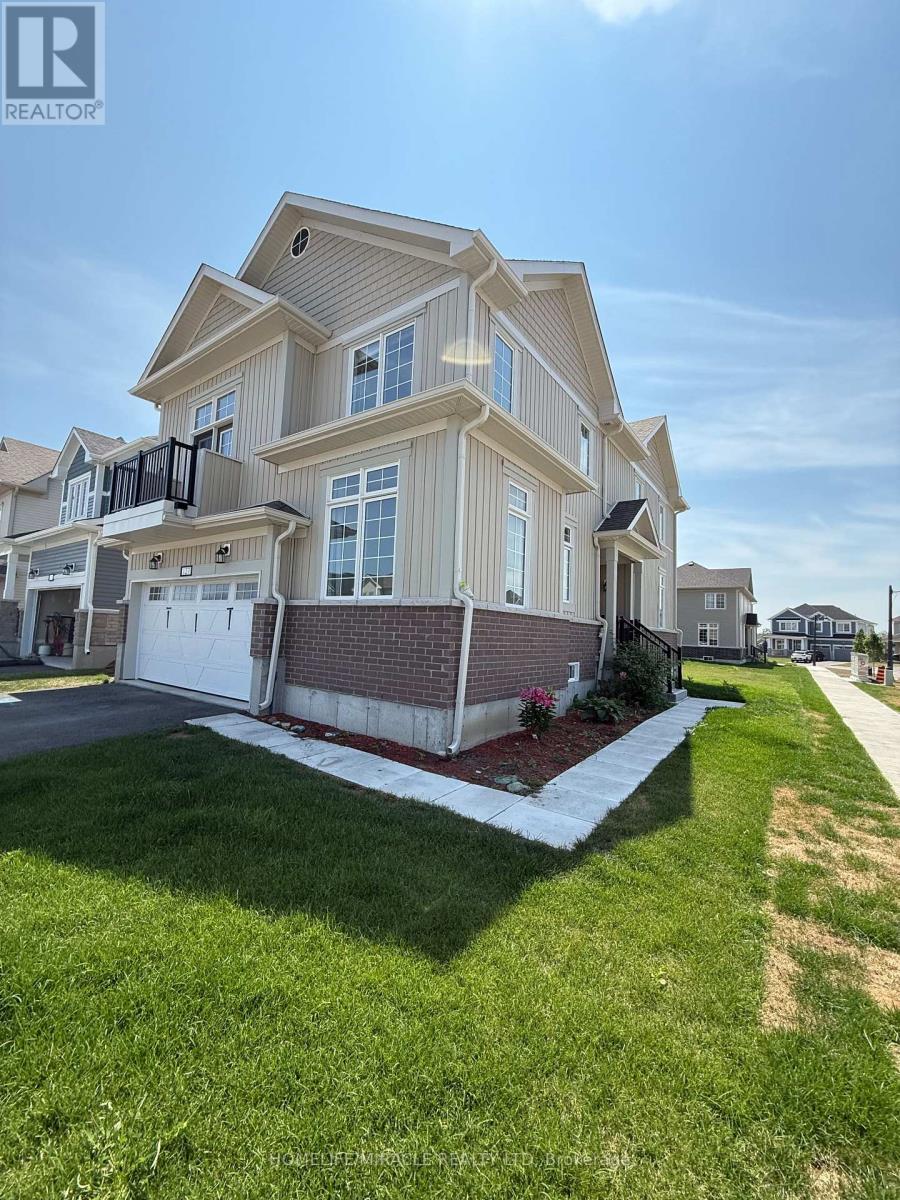 127 Oakmont Drive, Loyalist, Ontario K0H 1G0 - Photo 3 - X13606914