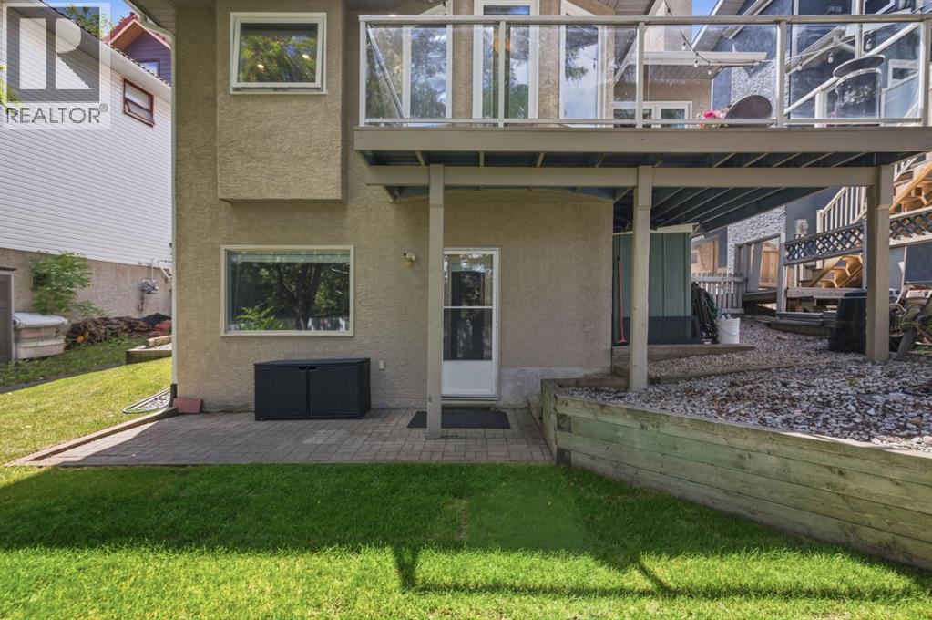30 Strathcona Road SW, Calgary, Alberta  T3H 1V5 - Photo 43 - A2326353
